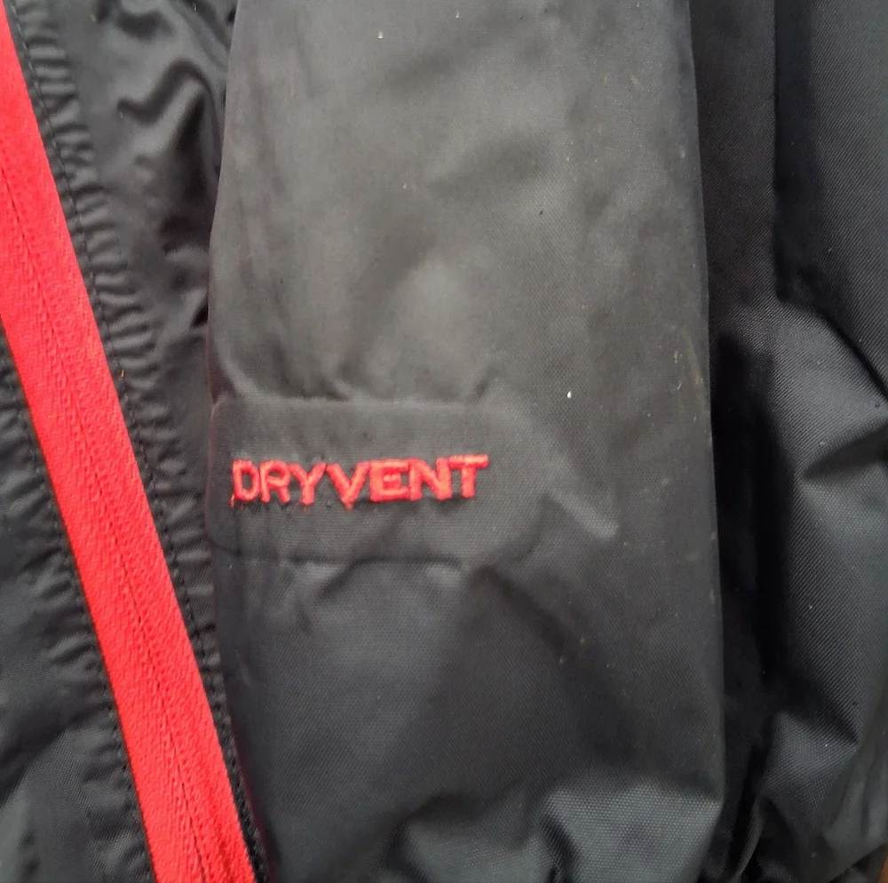 The North Face Dry Vent Rain Jacket With Fleece Insert - Picture 5 of 10